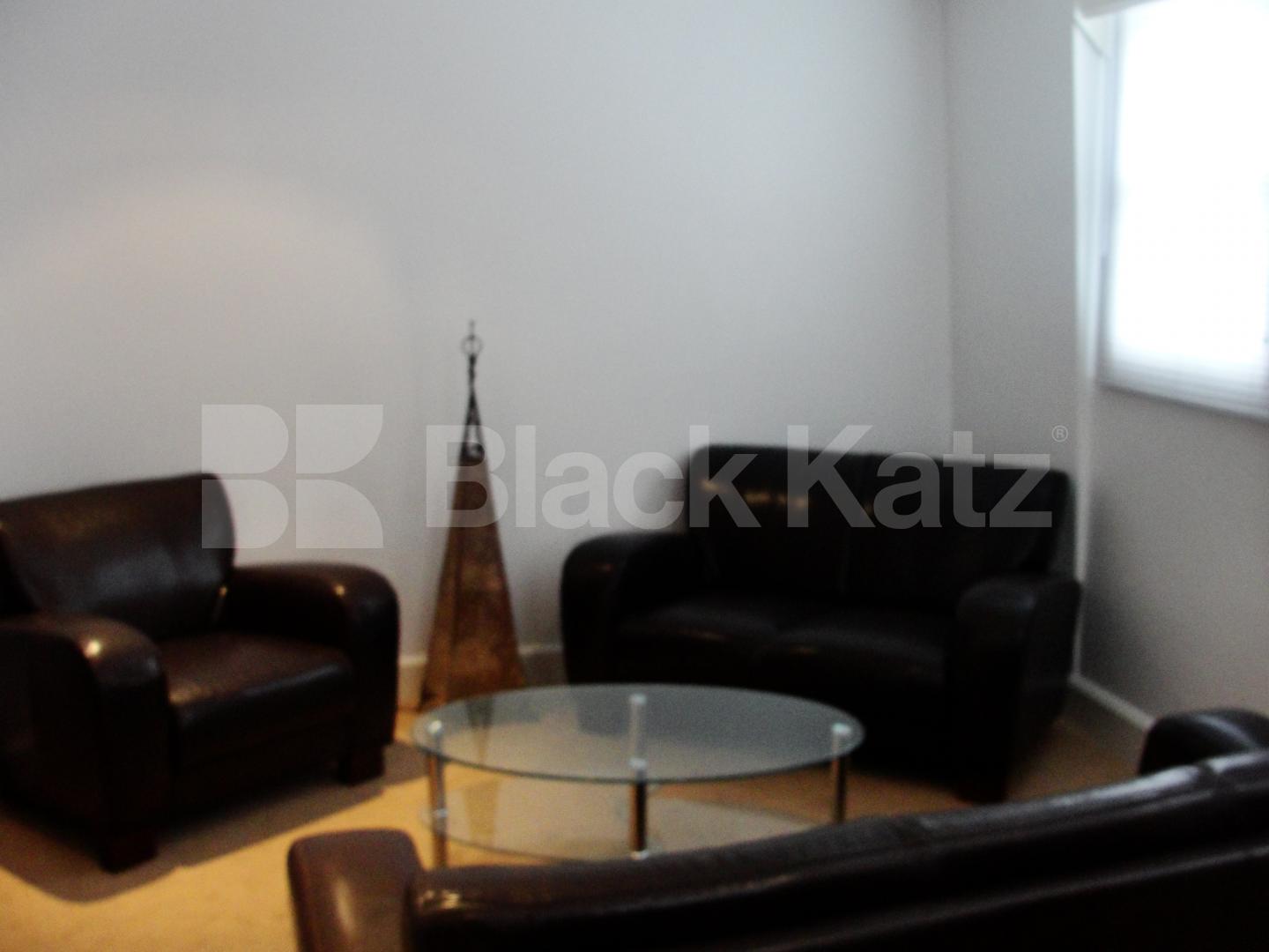 			3 Bedroom, 1 bath, 1 reception Apartment			 Lower Marsh , Waterloo